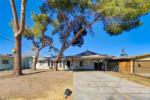 4417 Berkley Ave Photo 1
