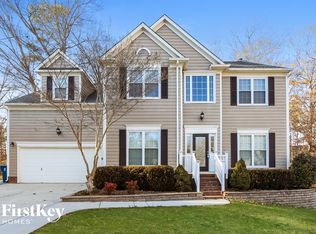 3526 Crescent Knoll Dr, Matthews, NC 28105