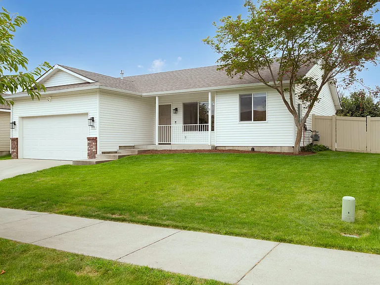 3396 W Thorndale Loop — Photo 1