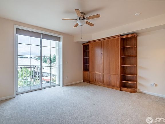 3rd image of 11004 NE 11th St APT 409