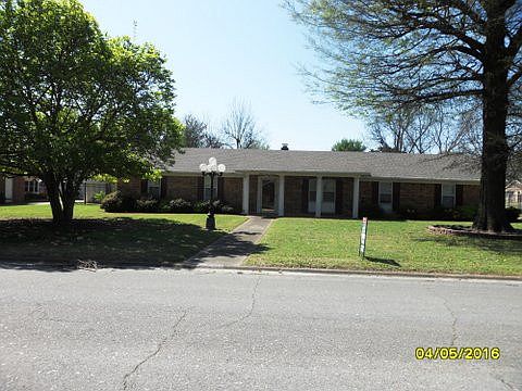 1st image of 2700 Teresa Dr