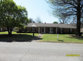 2700 Teresa Dr, Newport, AR 72112