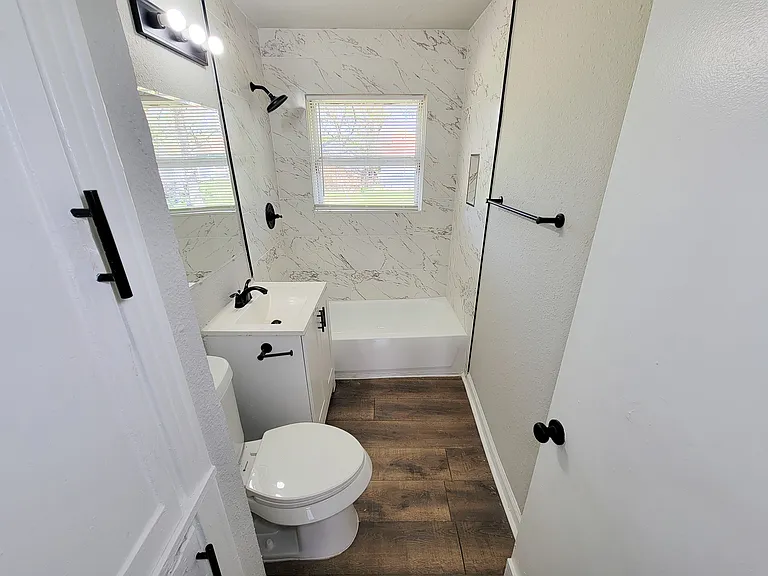 5815 Southseas St — Photo 30