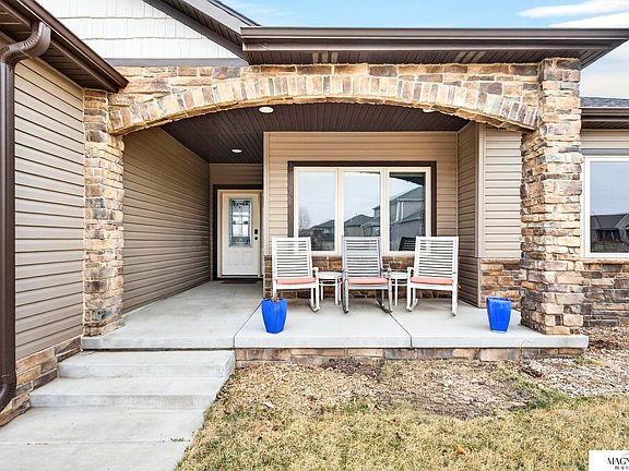 3rd image of 9511 Southern Sky Rd