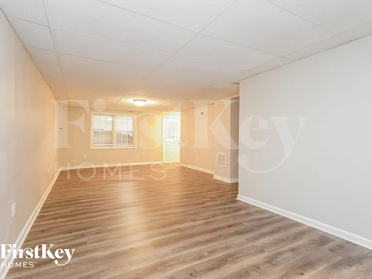 139 Creek Meadow Dr — Photo 17
