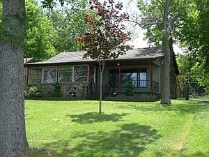 1st image of 4629 Lakeview Dr