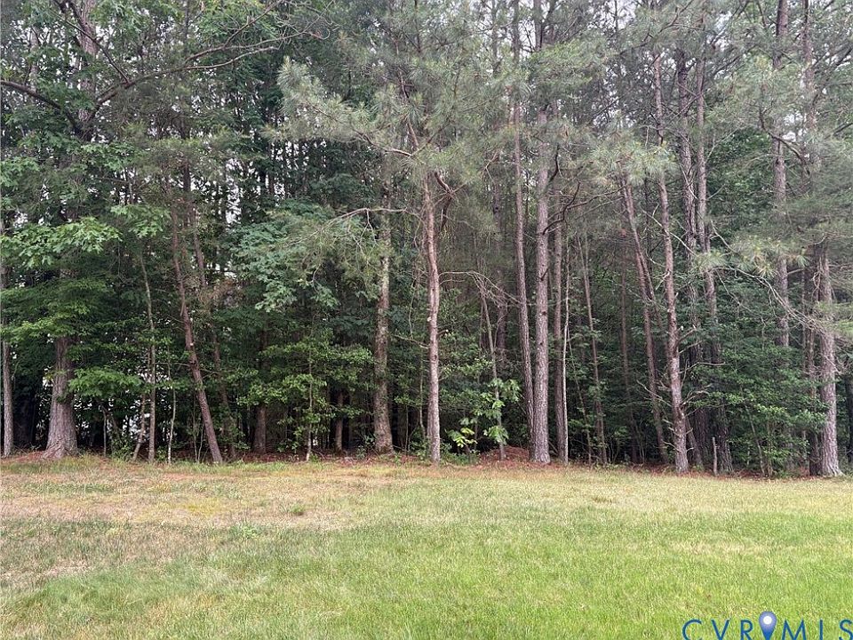 1st image of 11131 Royal Ln #139
