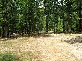 2nd image of 904 Will Rd