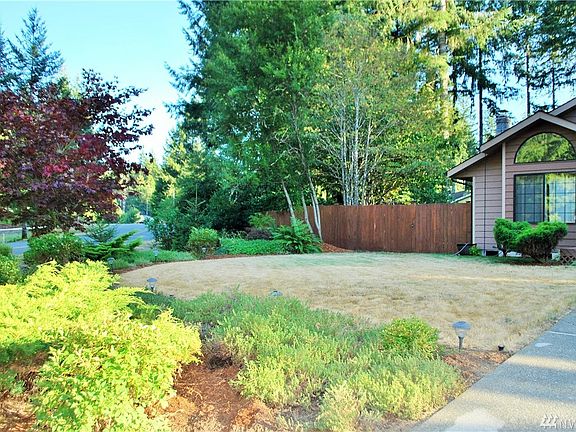 2nd image of 21 SE Copper Mountain Ct