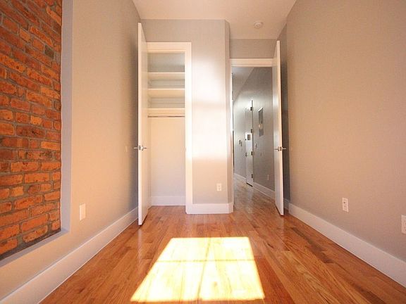 3rd image of 894 Flushing Ave #3A