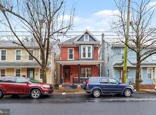 24 E Orange St, Lititz, PA 17543