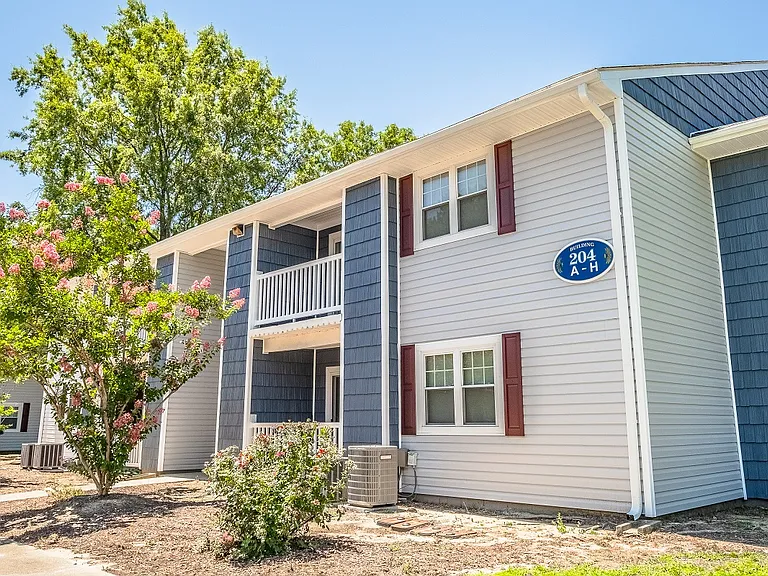 Bramblewood Apartments — Photo 7