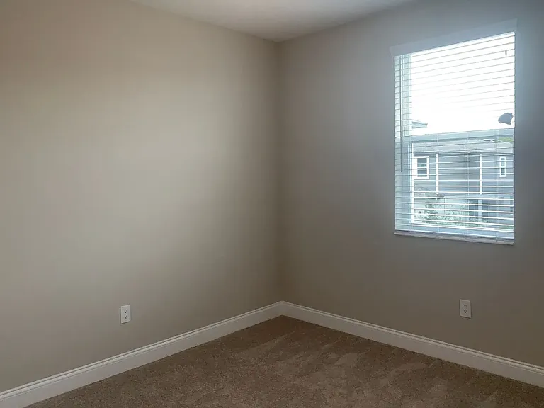 13075 Spring Grove Way — Photo 40