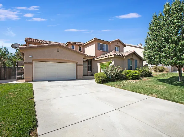 734 Celtic Dr, Palmdale, CA 93551