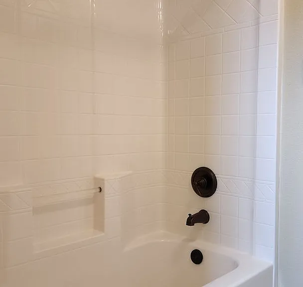 3819 Cameron Dr NE — Photo 55