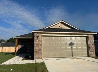 2538 E Meramec St, Fayetteville, AR 72701