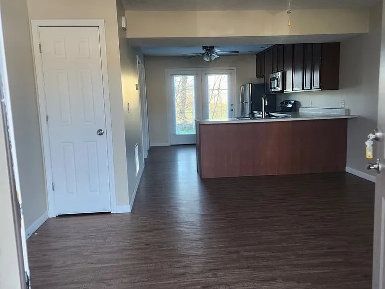 100 Willow View Ln #401 — Photo 14