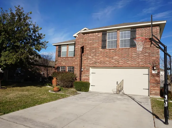 2121 Warwick Pl, New Braunfels, TX 78130