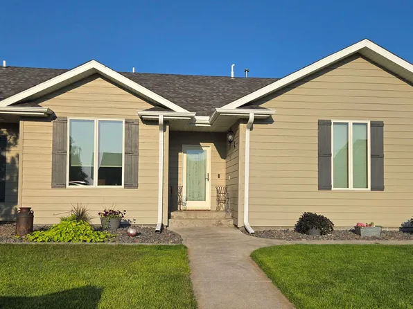 1710 B St, Cozad, NE 69130