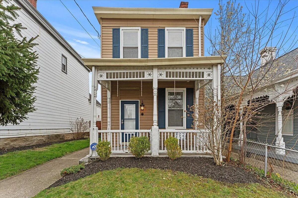 164 Ward Ave photo 1
