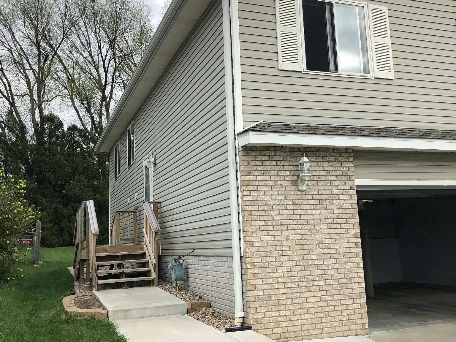 4 bed, 1640 sqft, $1,800 — Photo 4