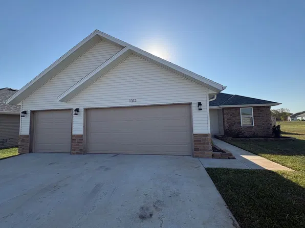 1312 N Maxine Ave, Nixa, MO