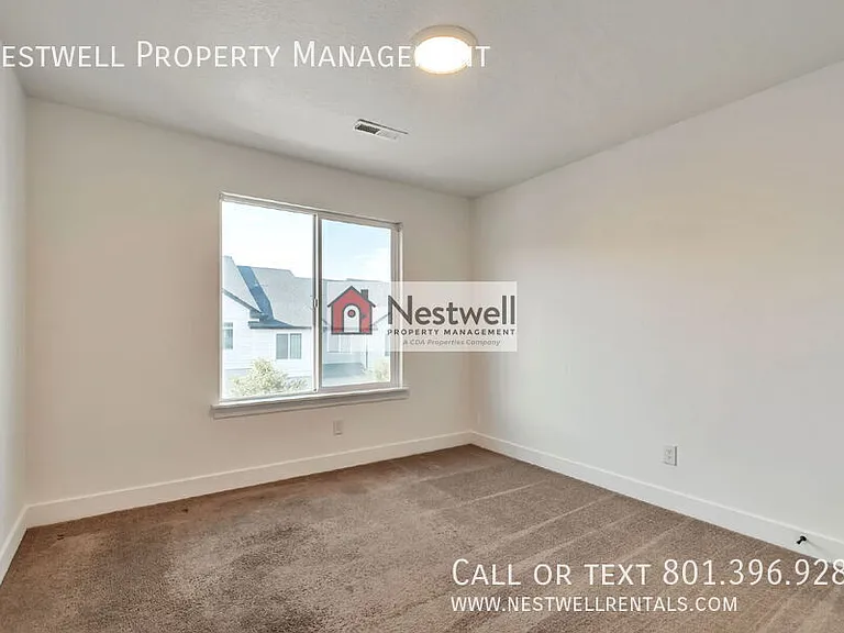 4328 W Watchmen Way — Photo 18