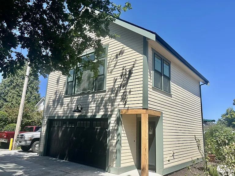 326 Boblett St — Photo 22