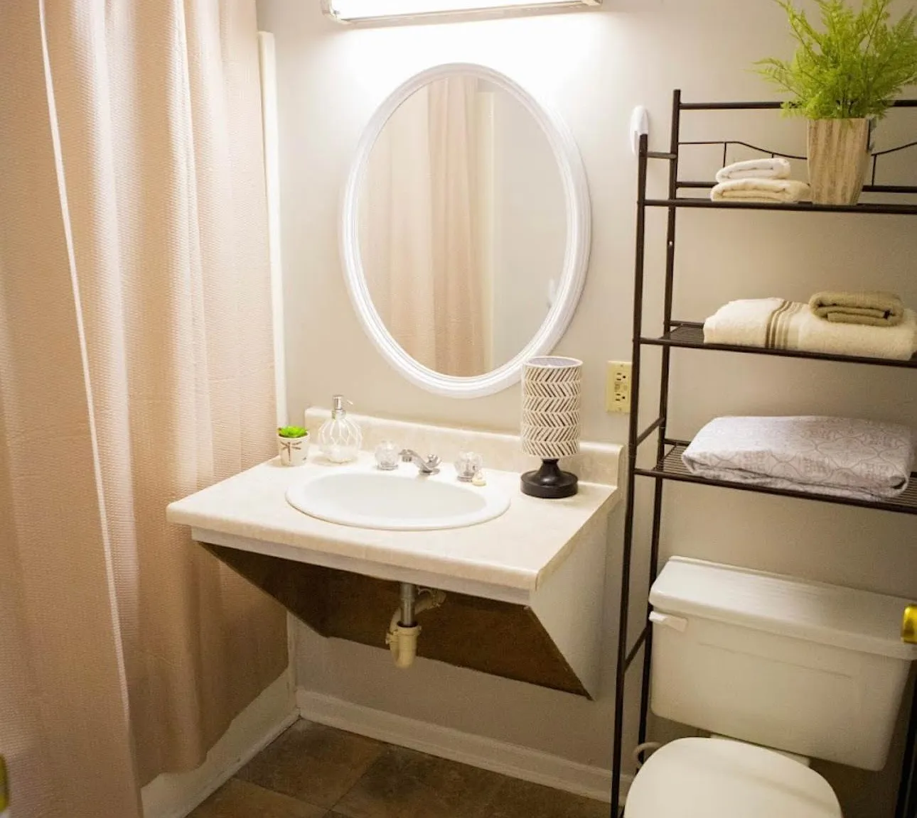 1 bed, $950 — Photo 2