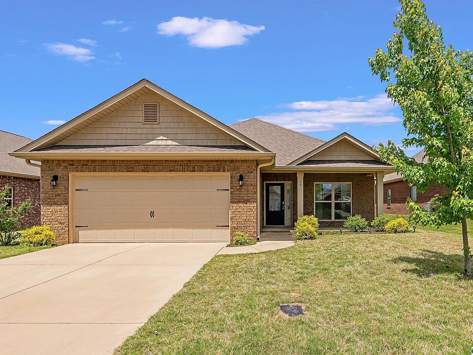 1st image of 141 Shrewsberry Dr