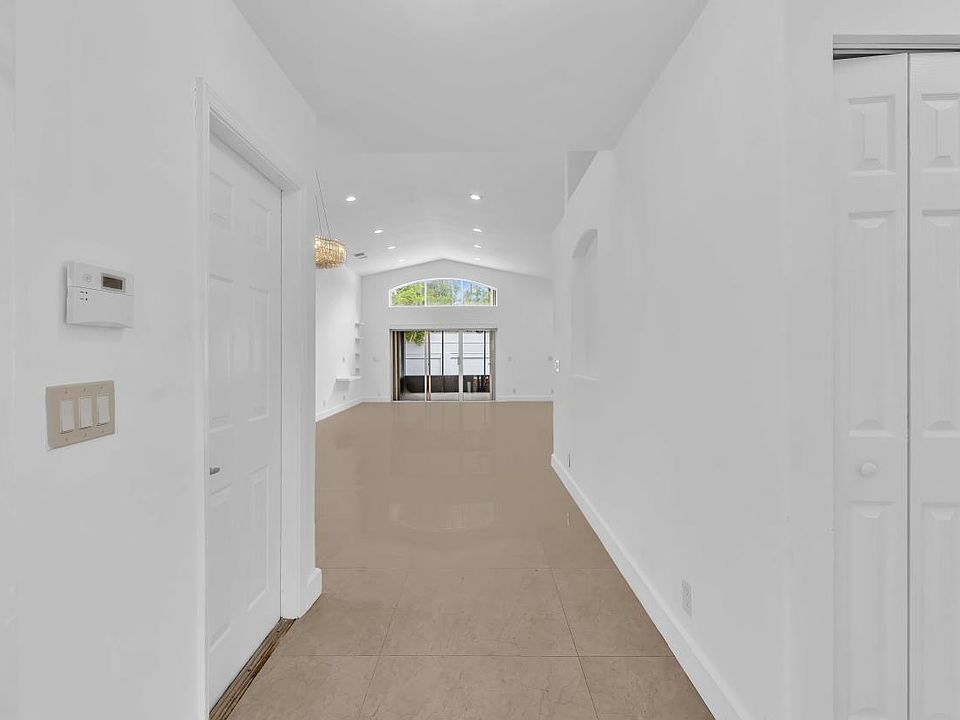 1st image of 3307 SW 49TH Street