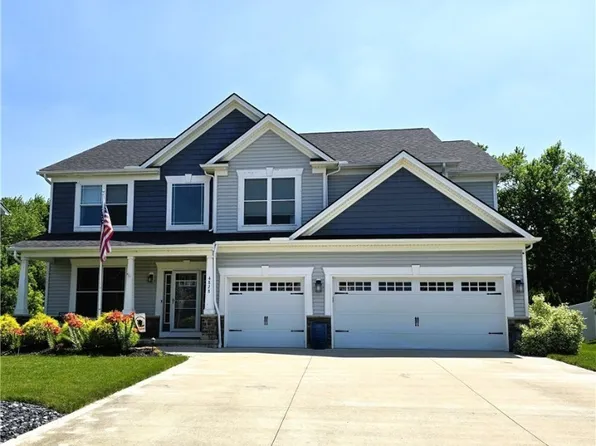 4828 Stag Thicket Ln, Brunswick, OH 44212