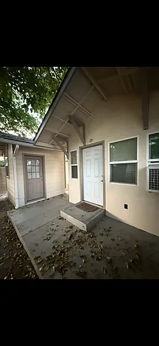 245 1/2 E Grevilla St Photo 1
