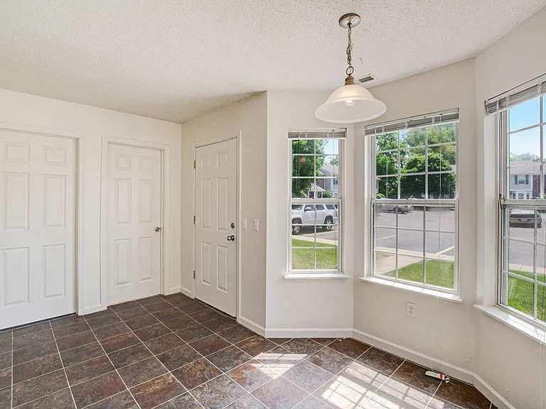 900 West Townhomes — Photo 32