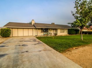 12615 Waynoka Rd, Apple Valley, CA 92308