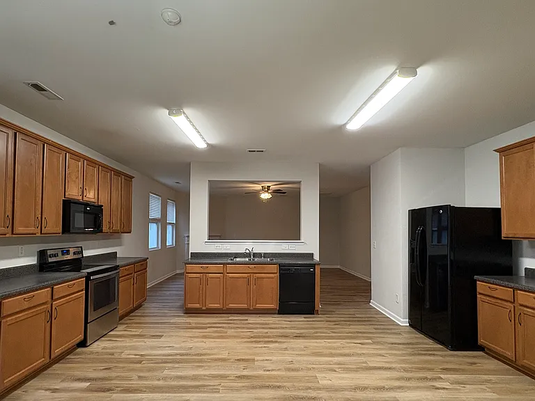 2114 Savannah Hills Dr — Photo 8
