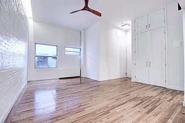 Rented by Urbane Brokerage