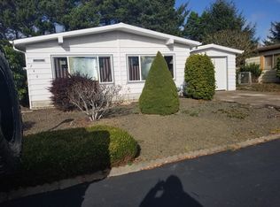 249 NE 35th St, Newport, OR 97365