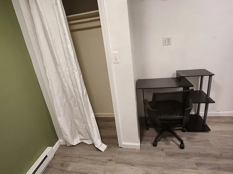 61 Walnut St #2 — Photo 9