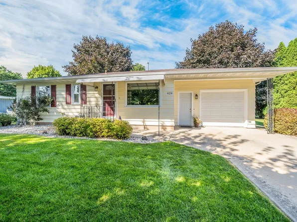 426 Gordon St, Menasha, WI 54952