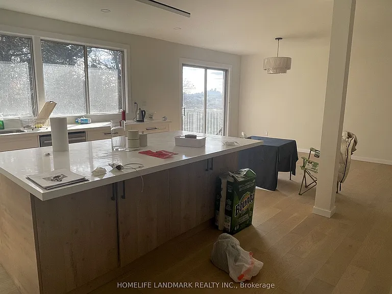 74 Valentine Dr — Photo 3