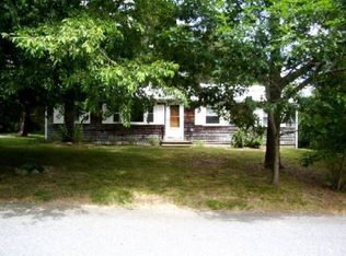 110 Raspberry Ln, Marstons Mills, MA 02648