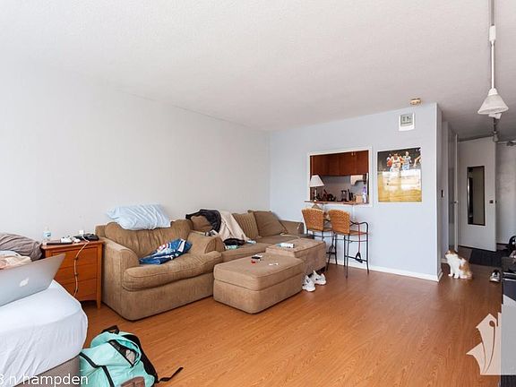 4th image of 2728 N Hampden Ct #1711