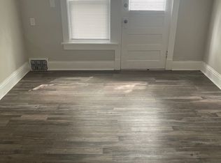 1014 1/2 Oak St, Beloit, WI 53511