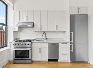 225 15th St APT 3A, Brooklyn, NY 11215