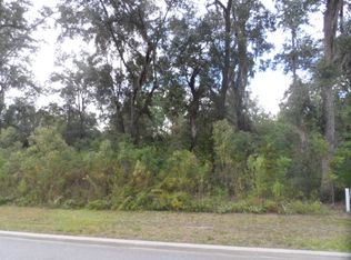 1272 Peacock Trl, Hinesville, GA 31313