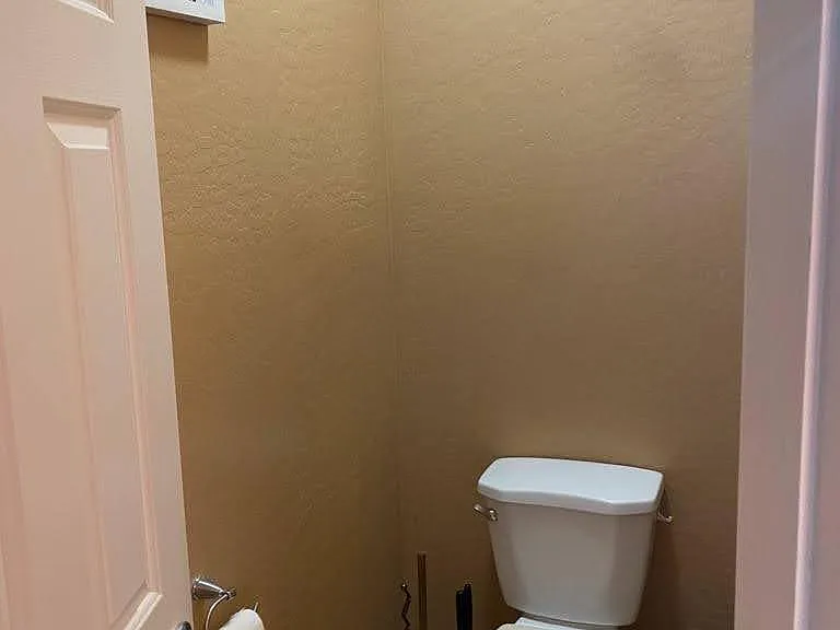 8143 W Riverside Ave — Photo 11