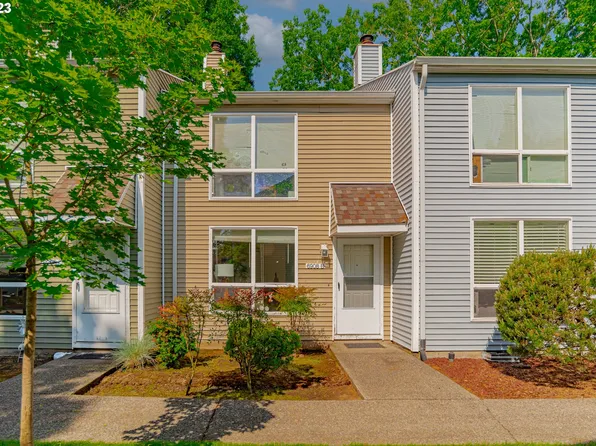 6908 NE 43rd St APT B, Vancouver, WA 98661