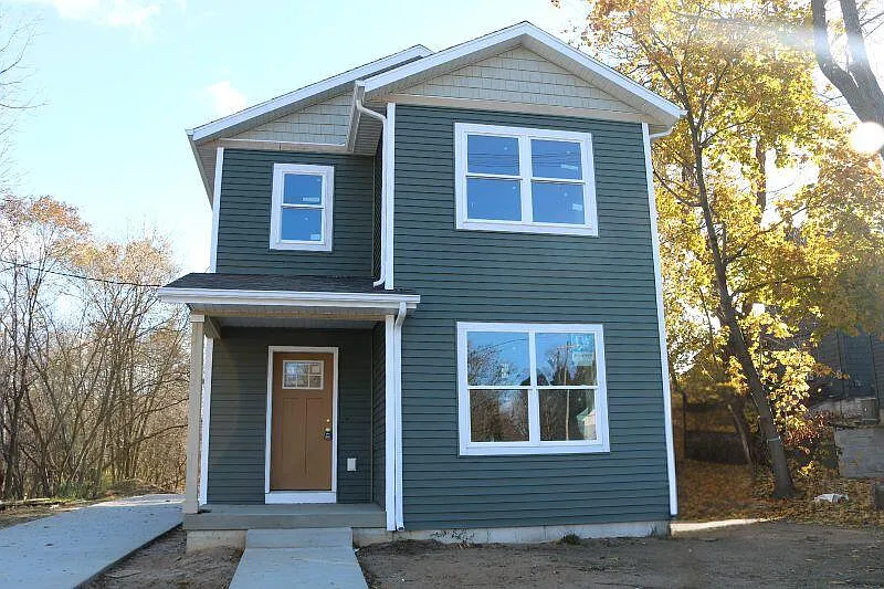 92 N State St, Sparta MI - Owner Finance Home