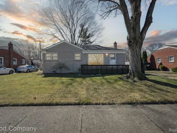 30145 W Chicago St, Livonia, MI 48150